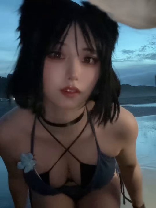 Twitterのコスプレ動画4