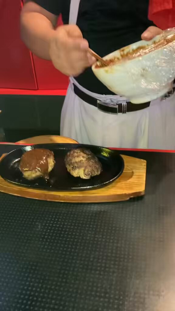 文じぃぃ 反応遅くてごめんなさい朝と夜だけ(〃ω〃) (@YMkyMTwHotDv4dV