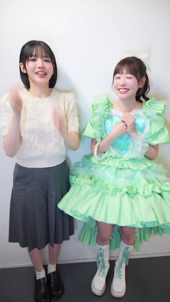 豪華コラボが実現🎀🌟》 “ViVi専属モデル”と“Ray専属モデル” の2人に