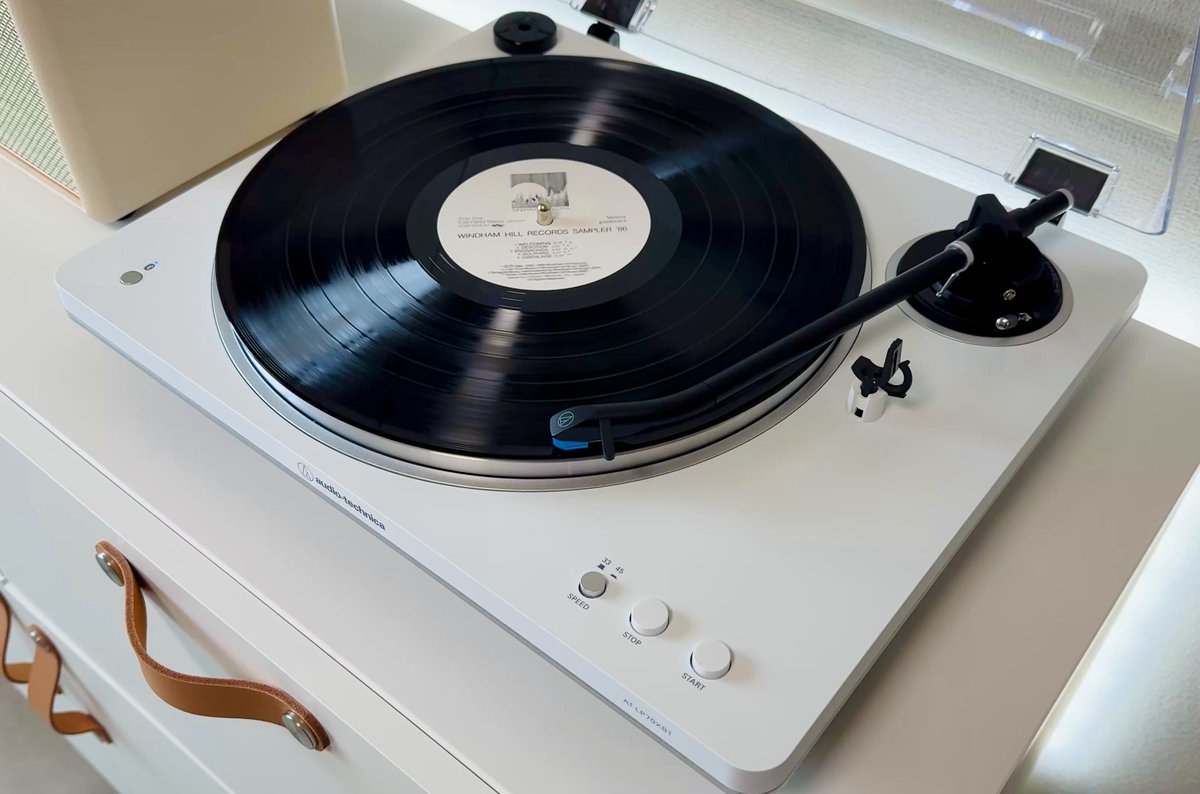 レコードプレーヤー