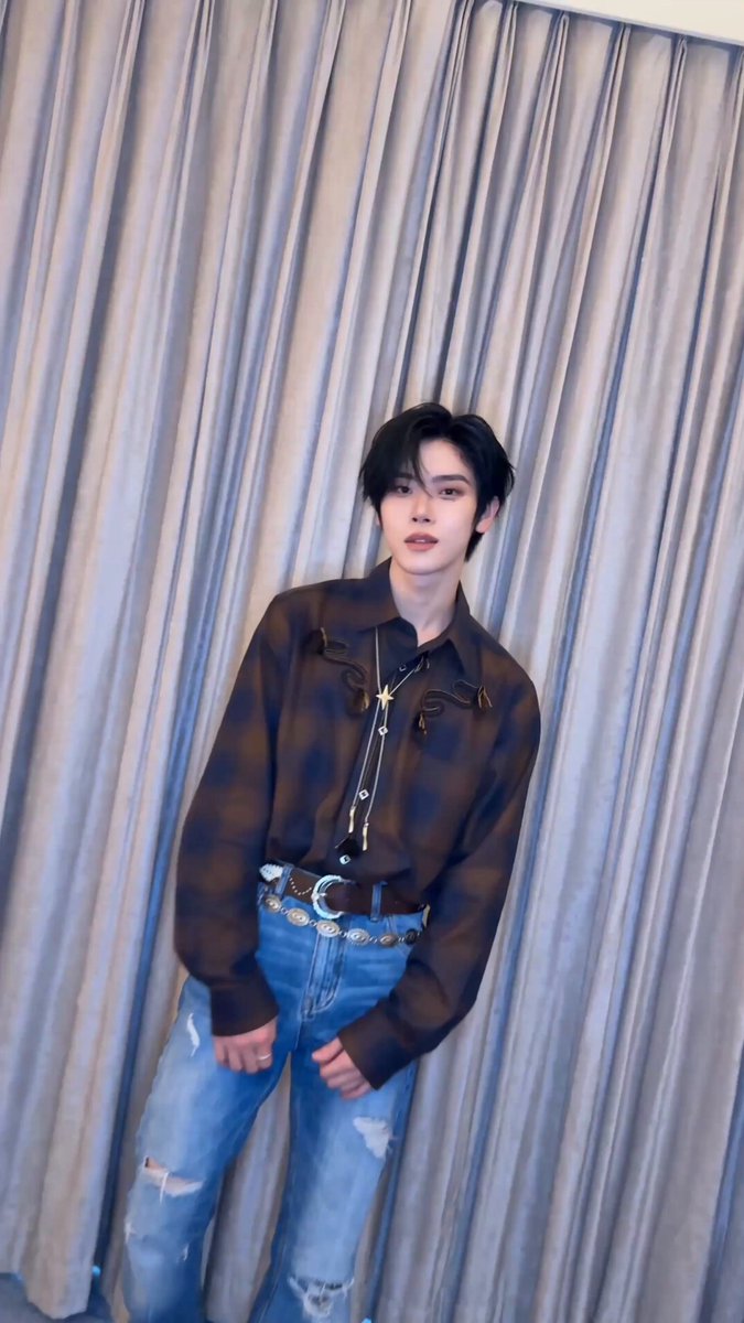 closeyoureyes クルユア ツーショ オフイベ マージンシャン 頂上団 🐧 MAJINGXIANG_JP (@MAJINGXIANG_JP) / Posts / X
