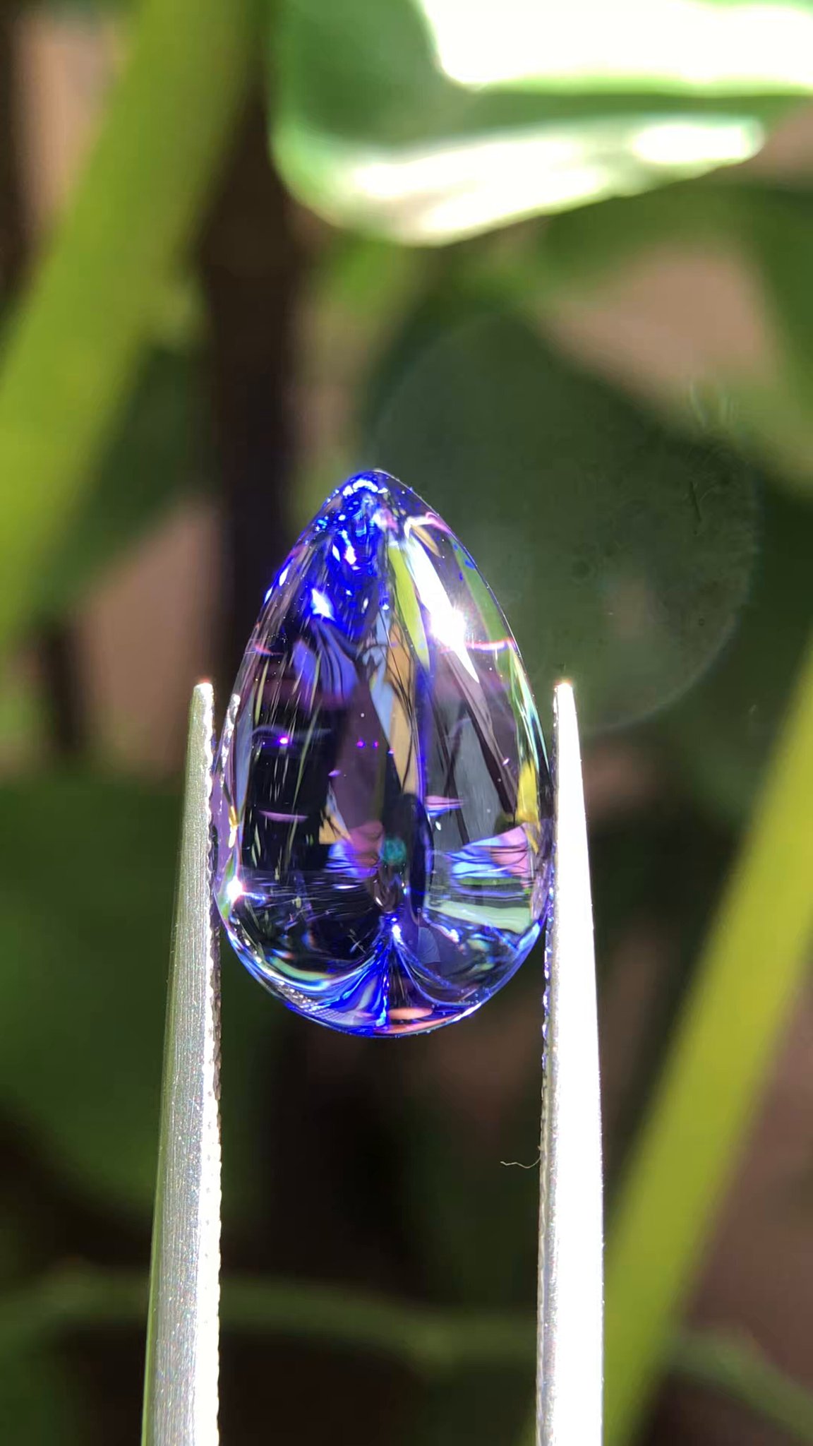 しっかりしてる！タンザナイトさん タンザナイト トリリアントカット タンザニア産 0.67ct【220818