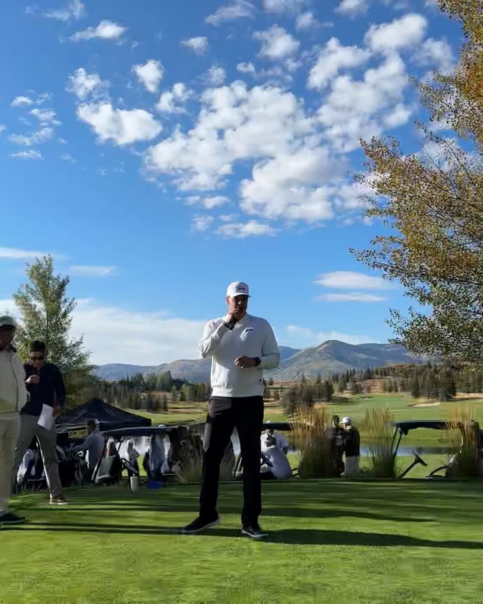 We’re out on the course this morning in support of the Will Hardy Foundation ⛳️

#TakeNote | #ShowLove 