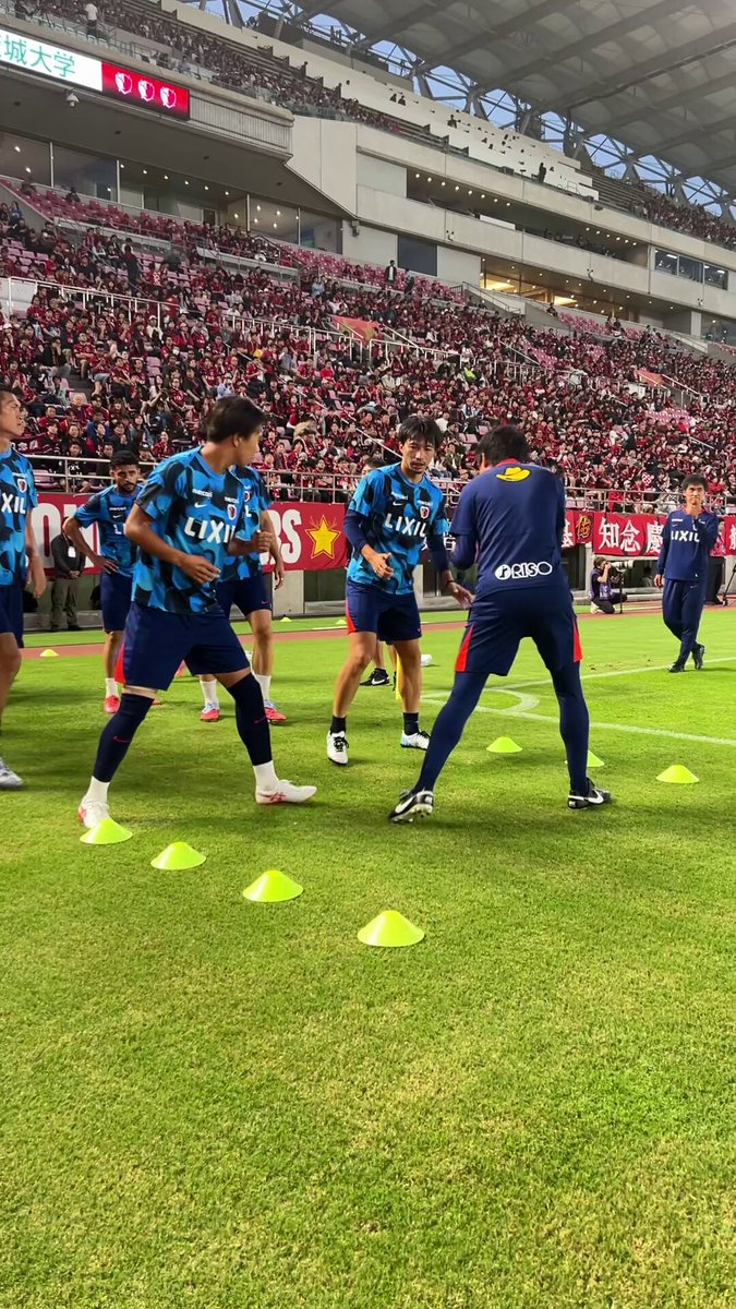 鹿島アントラーズ 10冠記念 オールレザー スタジアムジャンパー 男性XXL 鹿島アントラーズの来季ホームユニは創設30周年記念モデルで10年