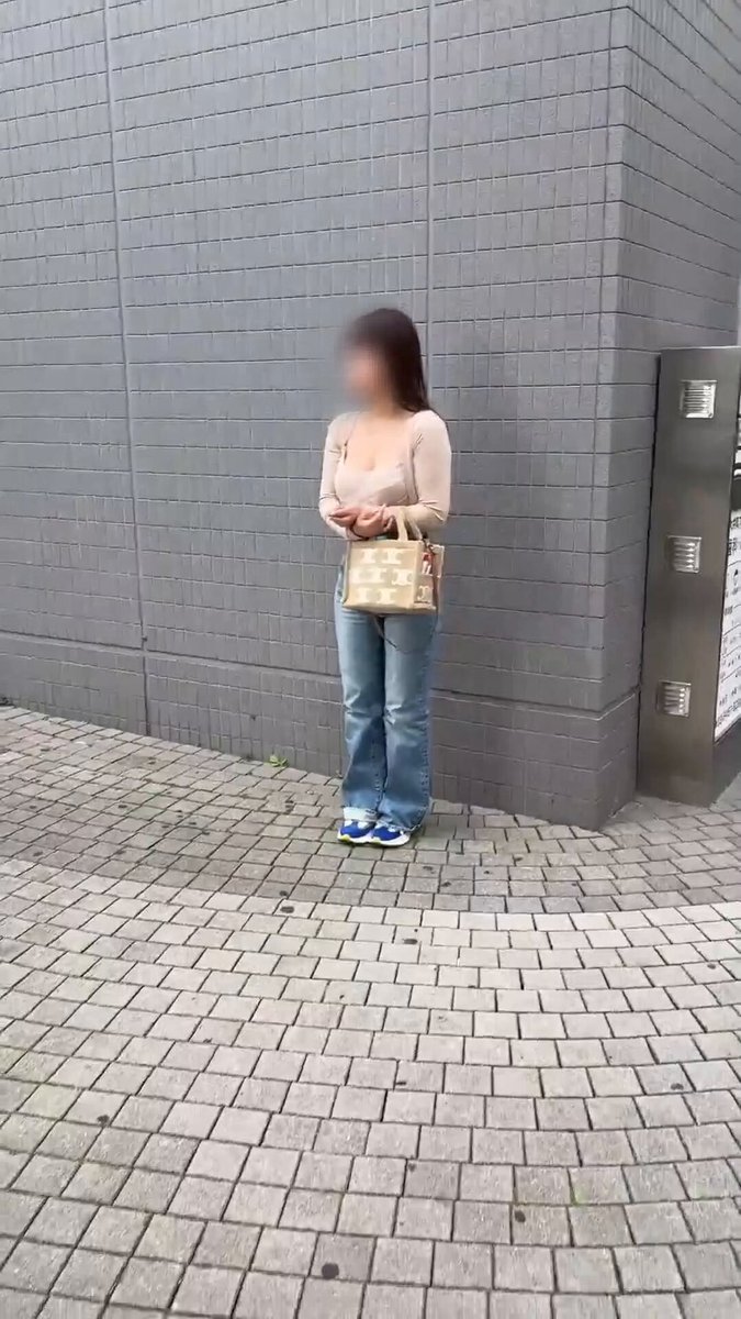 Video oleh @3aaaxxx3