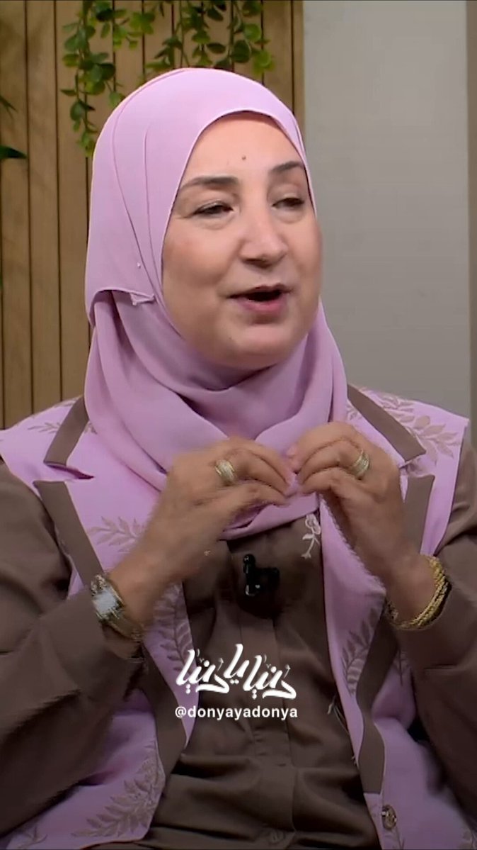 تكلفة خروج المرأة الى سوق العمل. برأيكم هل تأخذ المرأة حقها في سوق العمل؟؟ #دنيا_يا_دنيا 