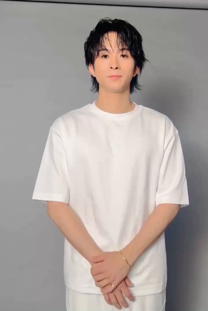 澤本夏輝 フォトTシャツ miyama (@miya90838098): 