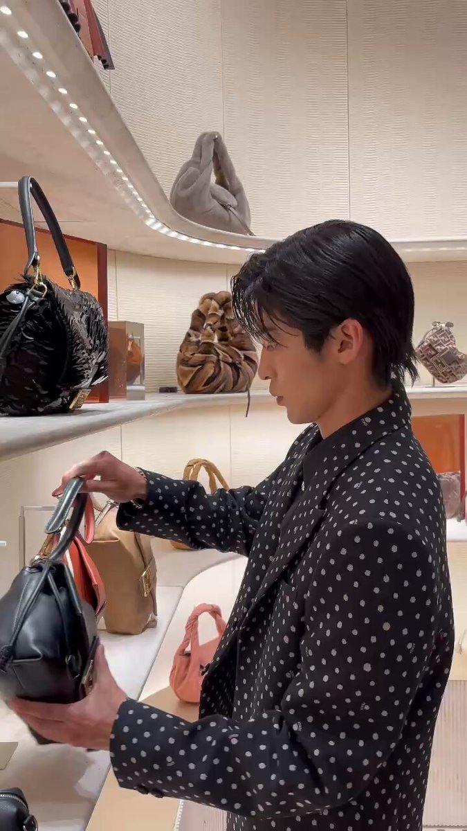 Myday公式アカウント01 ！FENDI フェンディ ポンチョ 楽天市場】FENDI フェンディ ポンチョ FXX776 ASFX レディース