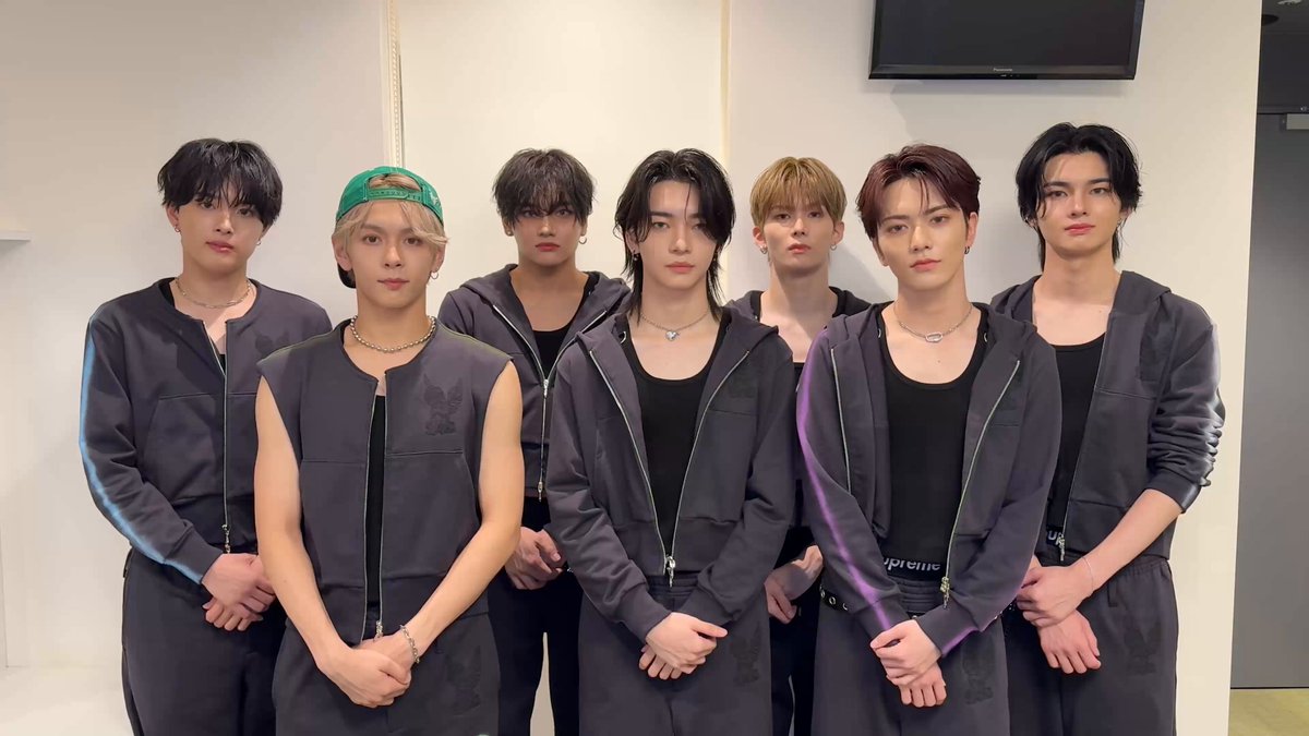 aoen 礼央 パネル aoen Debut Single「青い太陽 (The Blue Sun)」発売記念CD