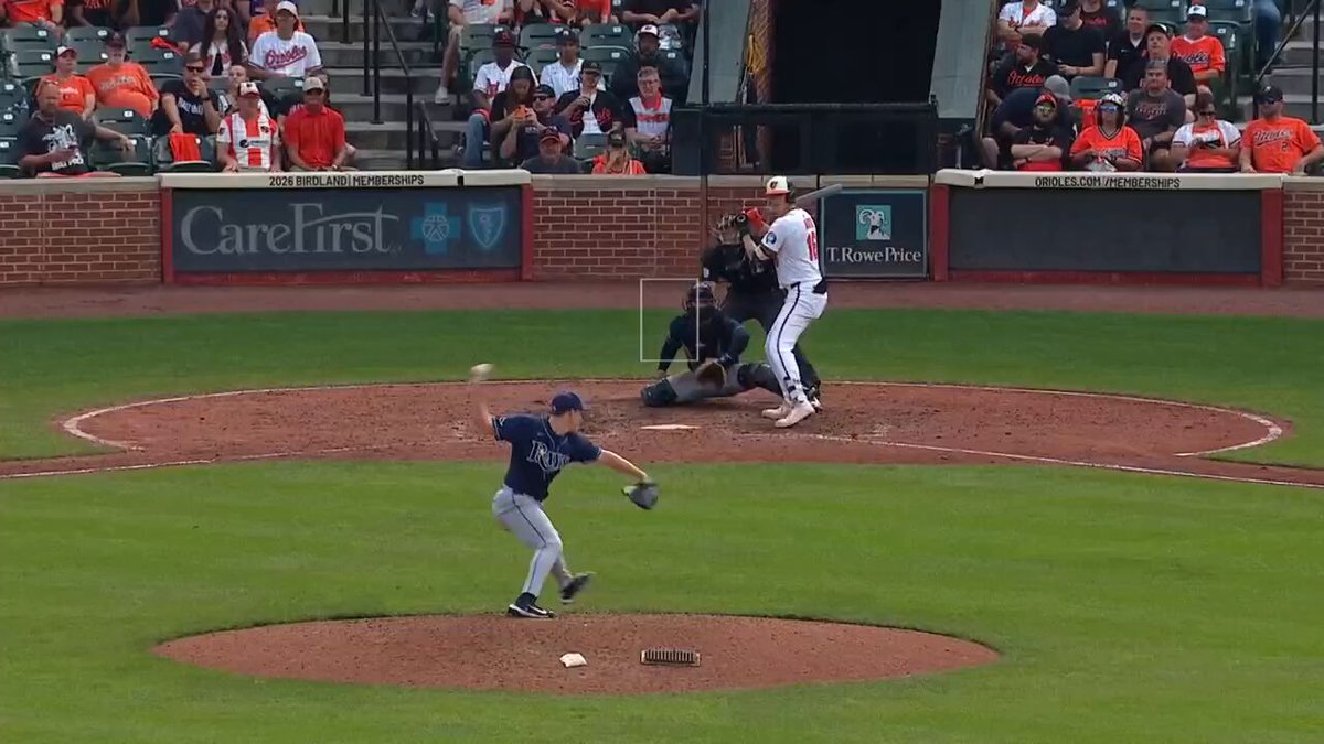 First pitch AMBUSH 🔥 