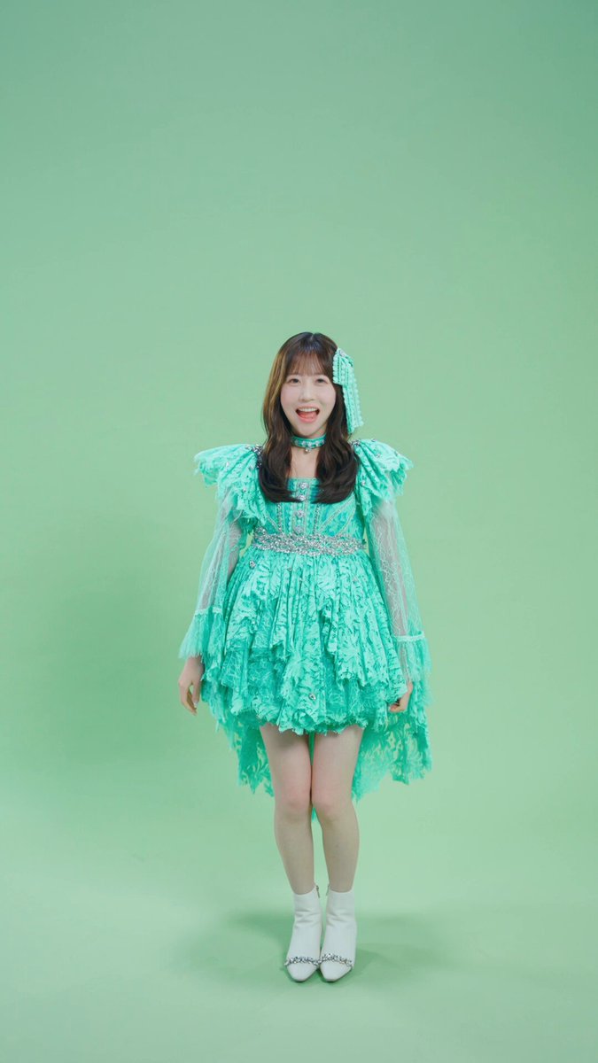 在庫1点のみ 櫻井優衣 パーカー FRUITSZIPPER 推し活アカウントつくりました🥹 FRUITS ZIPPERの櫻井優衣ちゃん