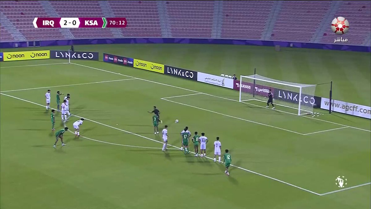 ناصر الفيحاني يقلص الفارق من علامة الجزاء. السعودية 1 : 2 العراق #كأس_الخليج_تحت17 