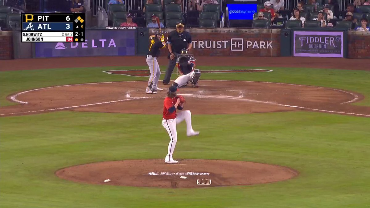 Spencer Horwitz clubs his second long ball of the night! 
