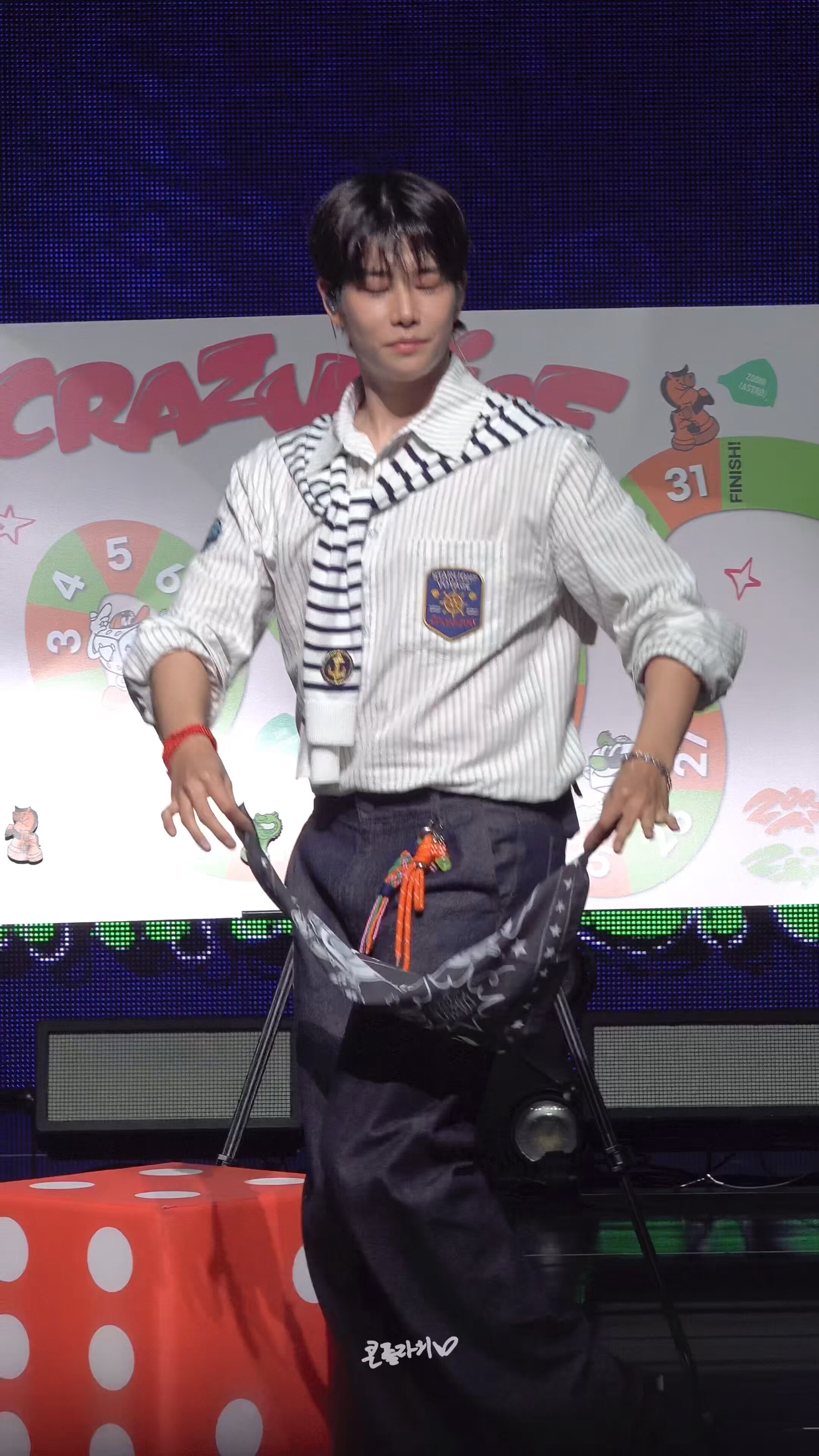 ⑫ASTRO one&onlyムンビン 封入トレカ moonbin 문빈 ASTRO 문빈 ムンビン incense 特典トレカ 2種セット - メルカリ