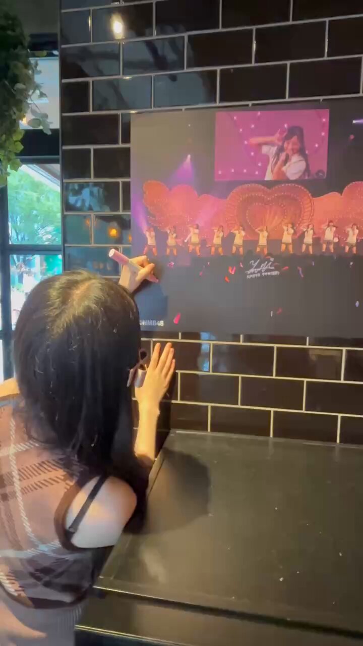 内田彩彩 NMB48 直筆生写真 店長名刺 灘波祭goodspoon 内田 愛彩（NMB48 研究生）｜SHOWROOM(ショールーム)