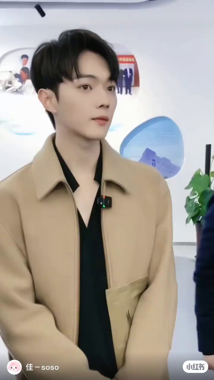 许凯 XuKai🌙Crystal on X: 