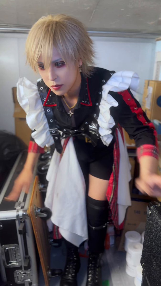 越路屋 葵🚬2025.10.22 O-EAST (@dennou_aoi) / X