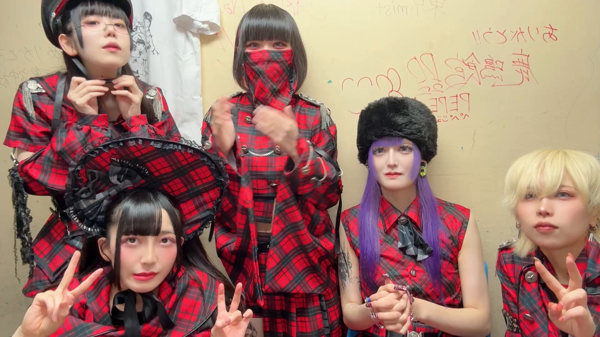 リピ⭐︎りんご姫ページ リピ♡りんご姫ページ 実付き 】 姫りんご 長寿紅 18cm鉢植え | 苗の