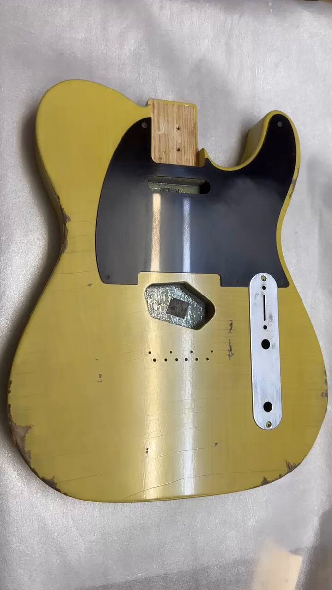 ギター Brush eight SystemInterface w/buffer ギター Brush eight SystemInterface w/buffer Brush eight