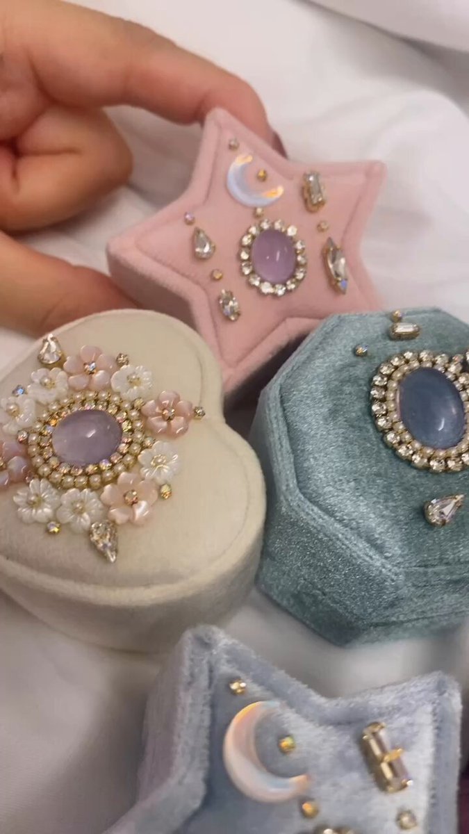 【最終値下げ】ジュベリア　Juvelia ジュエリーボックス Juvelia 9/30まで阪神百貨店🐈 (@Juvelia_jewelry) / X