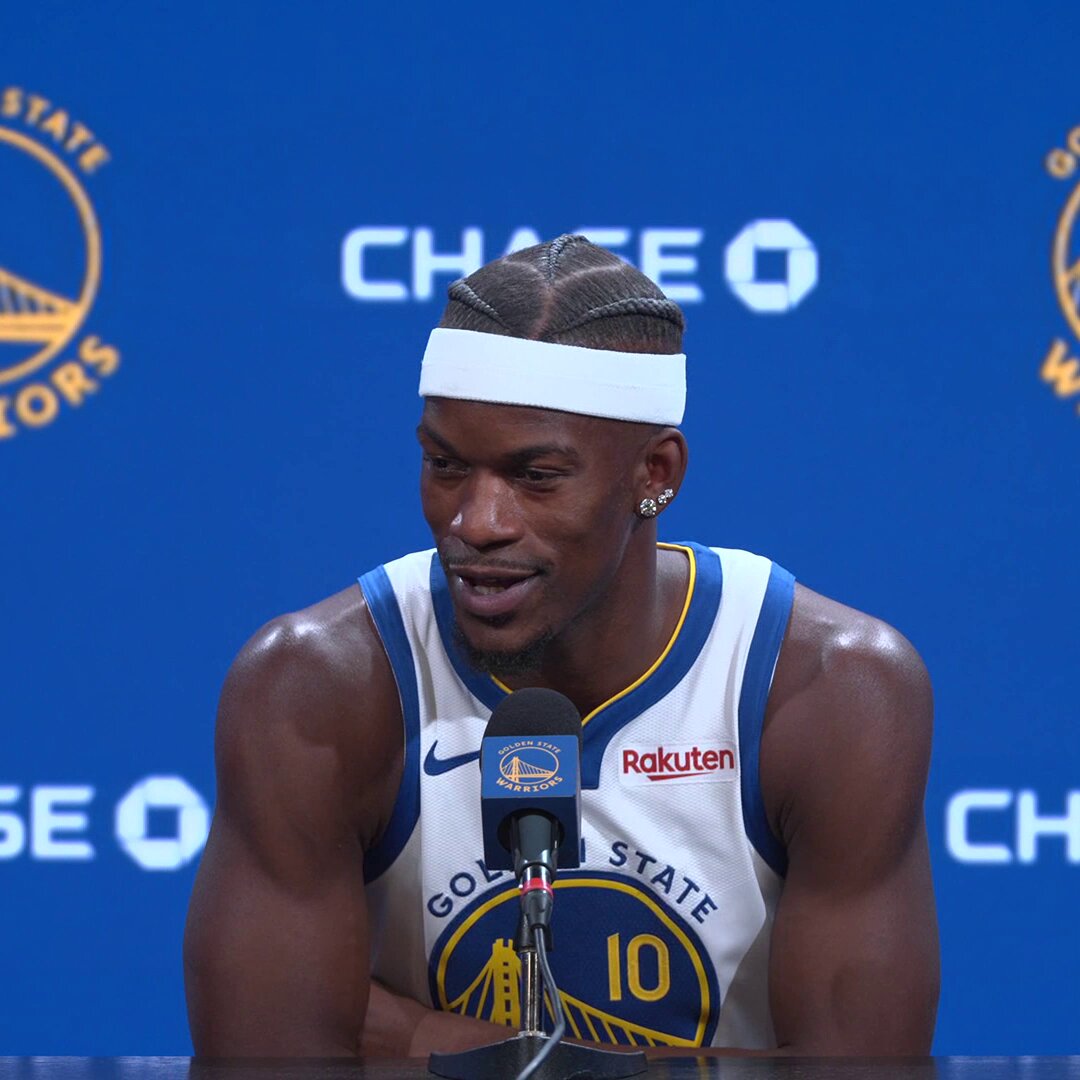 Jimmy's reaction to Buddy Hield interrupting his @warriors Media Day presser 🤣

"I could just feel the evilness!" 