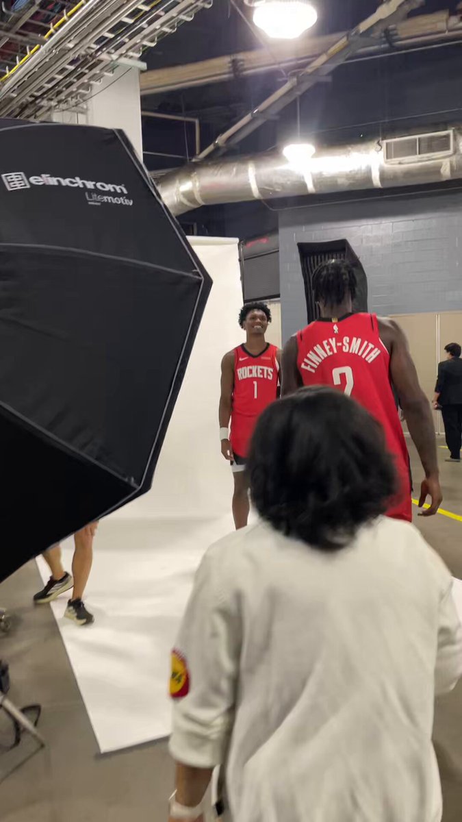 “let me get one with gang!” 

@doefinney_10 & Twin 🤝 