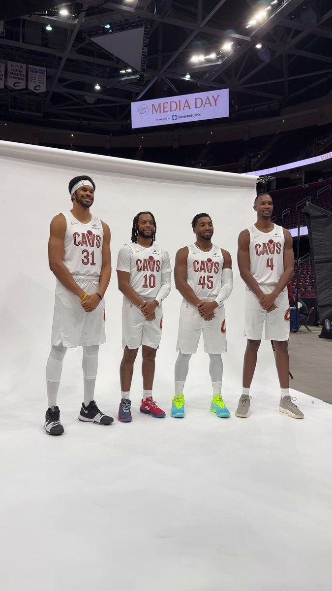 64-18 & the East's No. 1 seed last season...

What's in store for the @cavs this year?? 