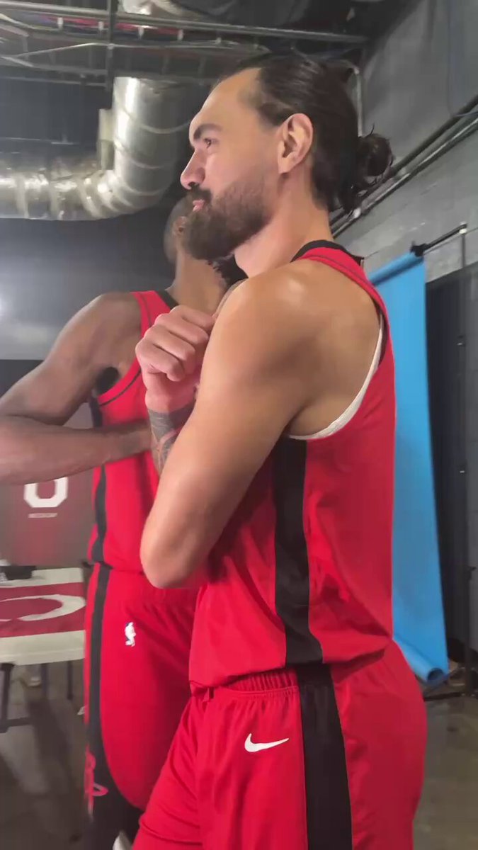KD pulled vet status on Steven Adams 😂 