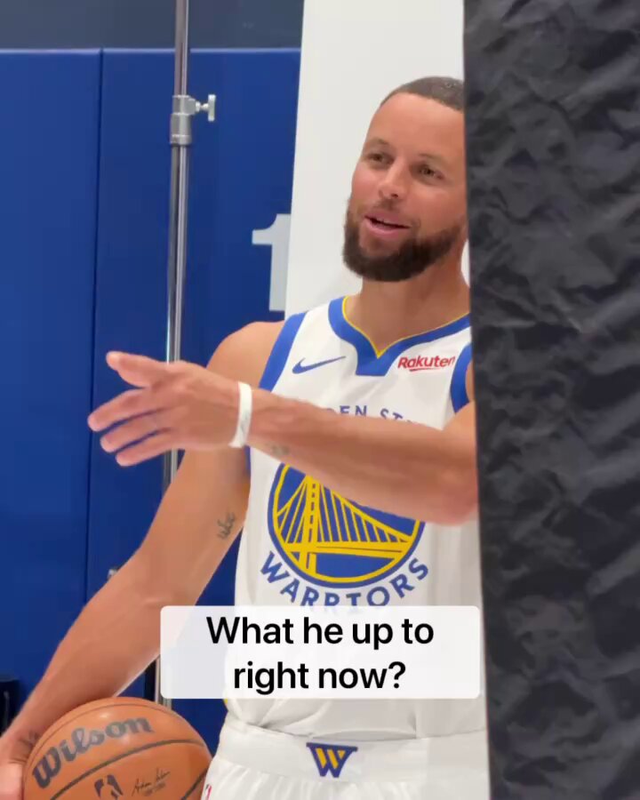 Steph's got everyone feeling star-struck... even his @warriors rookie teammates 🤩 