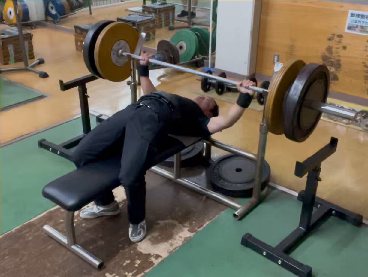 ベンチプレス　パワーリフティング　エアロビクス　ミズノ ベンチプレス エアロビクス パワーリフティング ミズノ デビル