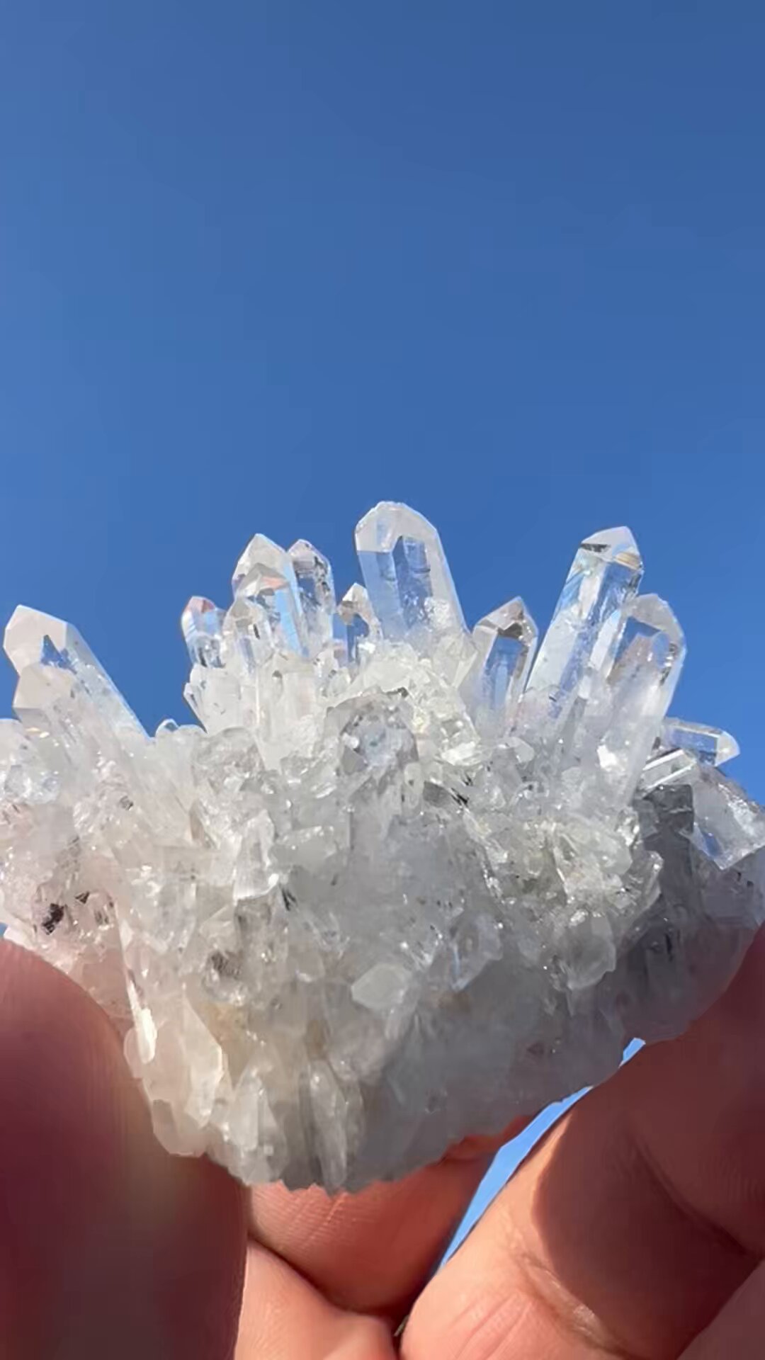 限定最終価格✨美✨超希少✨AAAAA宝石級 メルー産水晶✨美しい結晶大天使の翼 theory xyz 天然水晶 無垢 丸玉 最高級 甲府研磨 水晶玉 天然