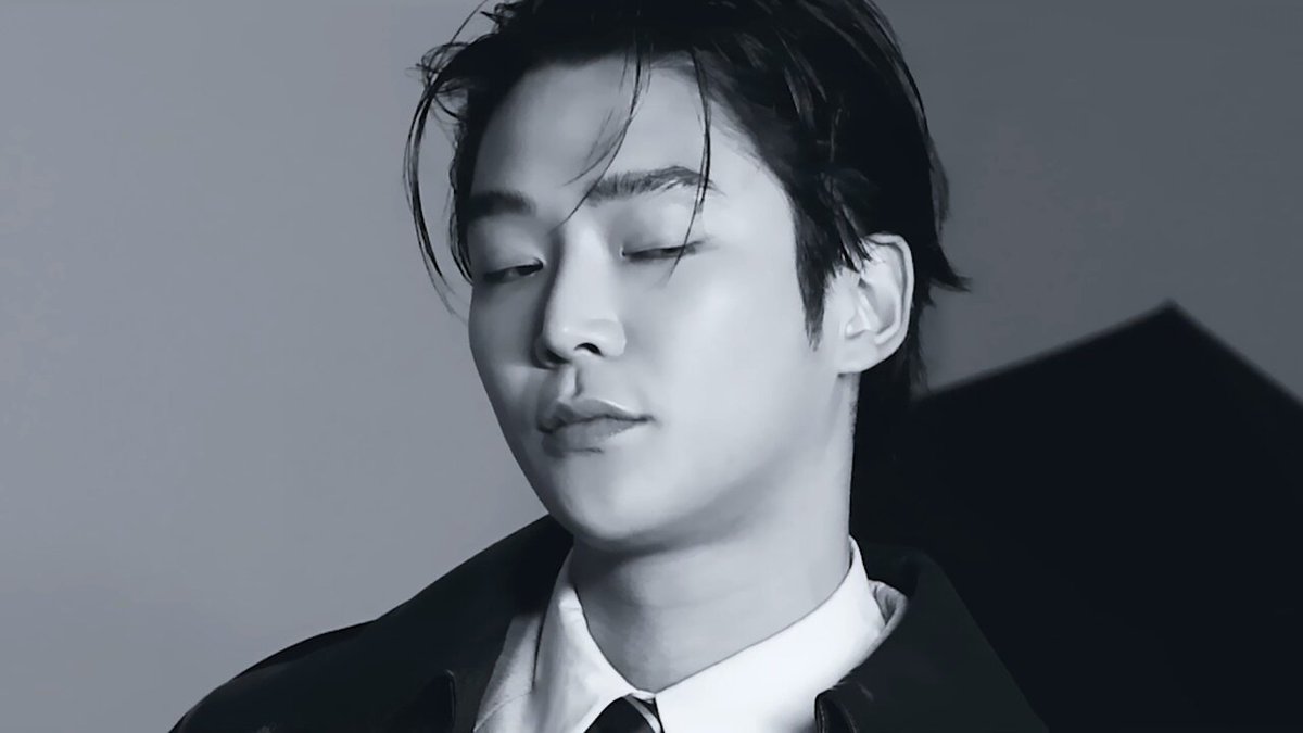 ロウン シーズングリーティング ROWOON FANMEETING MDセット① RO WOON 2025 SEASON'S GREETINGS – DAY OFF予約販売のご案内