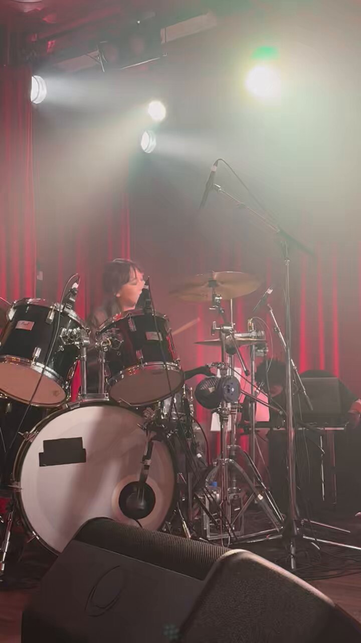 DAVID / 『静寂と狂気』2枚コンプリートセット　SUI★配布盤★ inabakumori -『私は雨』Ver. 重音テトSV - YouTube