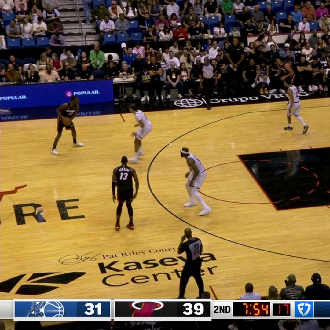 Paolo Banchero with the REJECTION!

📺 2025 Puerto Rico Game on NBA TV 