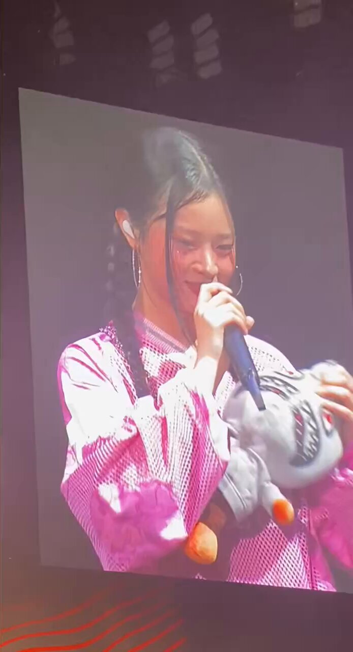 ハニ様 HANNI action figure 🤍 . cr. scifigure @newjeans.kittyz