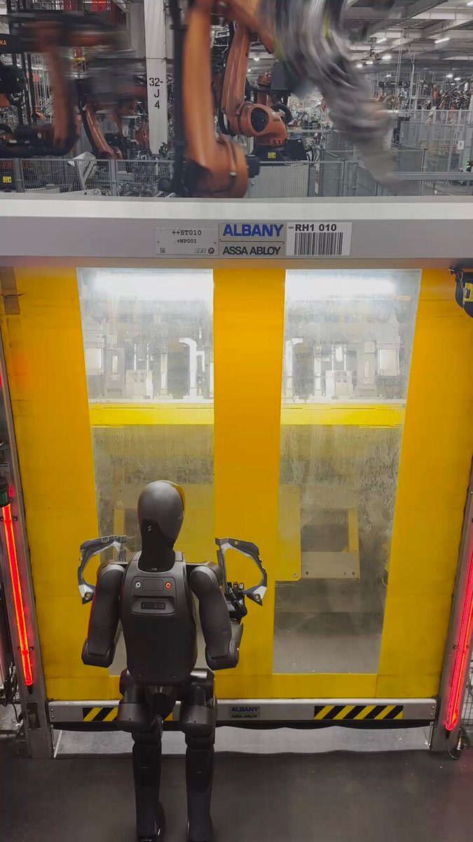 🚨 INVESTING : "Robot al lavoro: i robot sostituiscono gli esseri umani nelle fabbriche BMW"