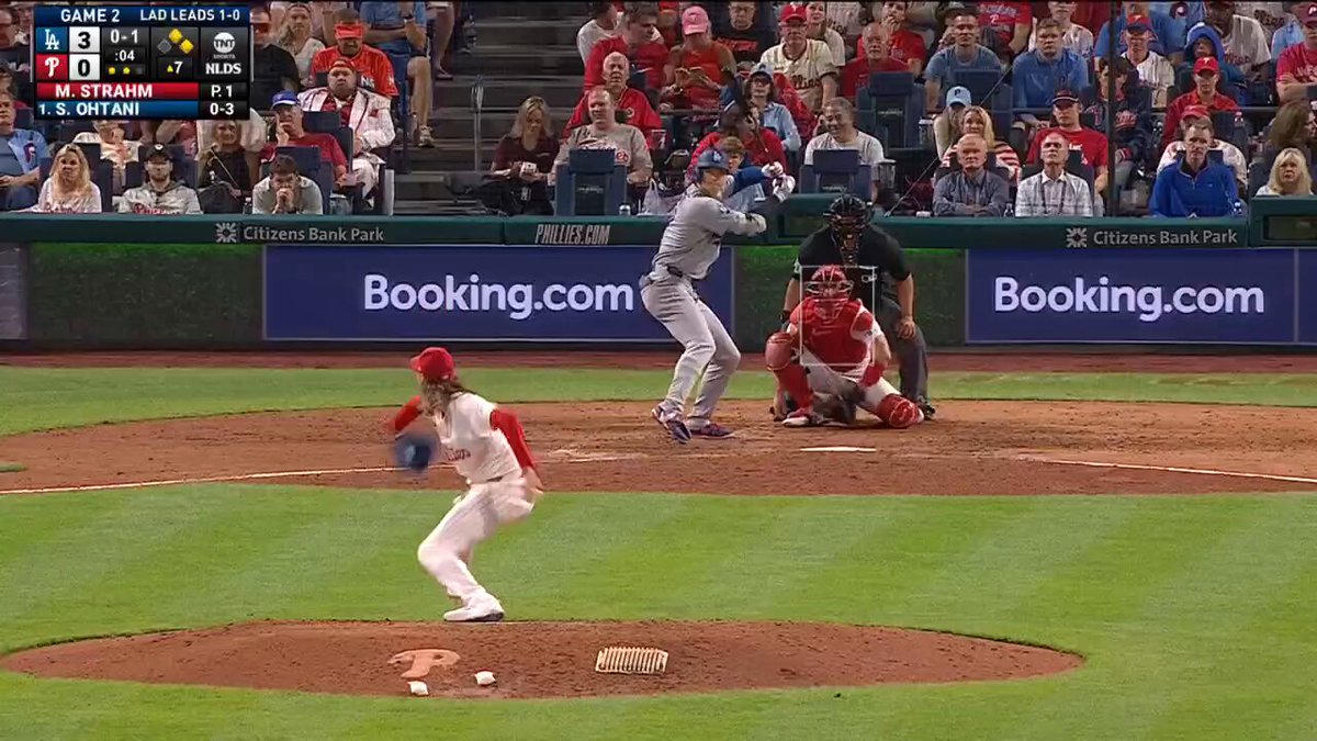 Shohei Ohtani adds on!

It's a four-run inning for the @Dodgers #NLDS 