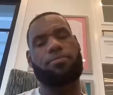 Bron really had all of us at the edge of our seats for a Hennessy ad 😭😭 