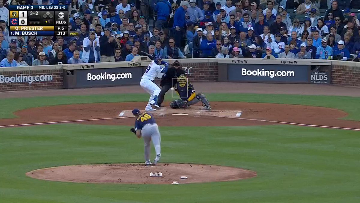 Tie ballgame ⚾️

Michael Busch belts one at Wrigley Field! 