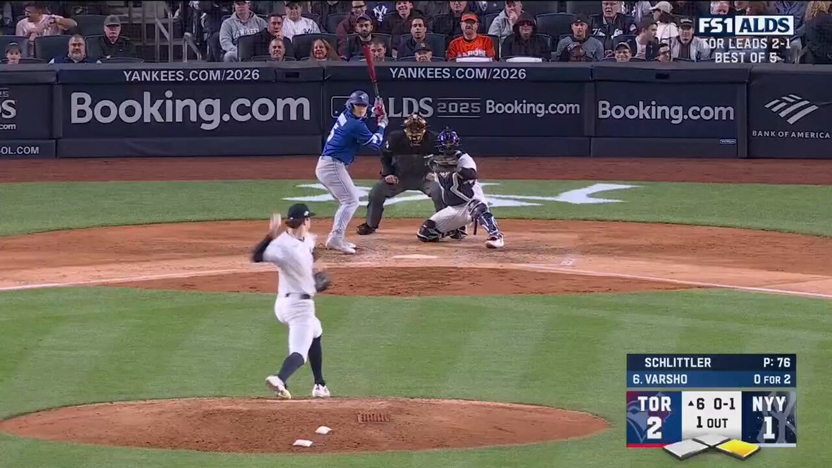 Aaron Boone leaves Cam Schlittler in the game and he delivers a huge double play ball 💪 