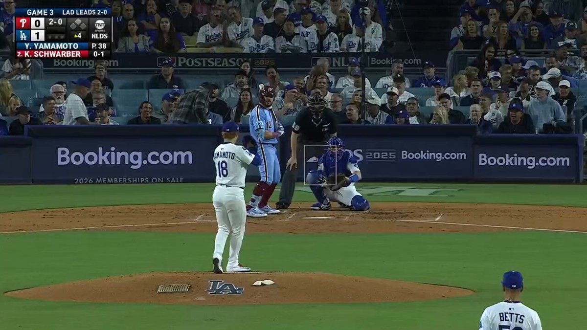 HOLY SCHWARBOMB 