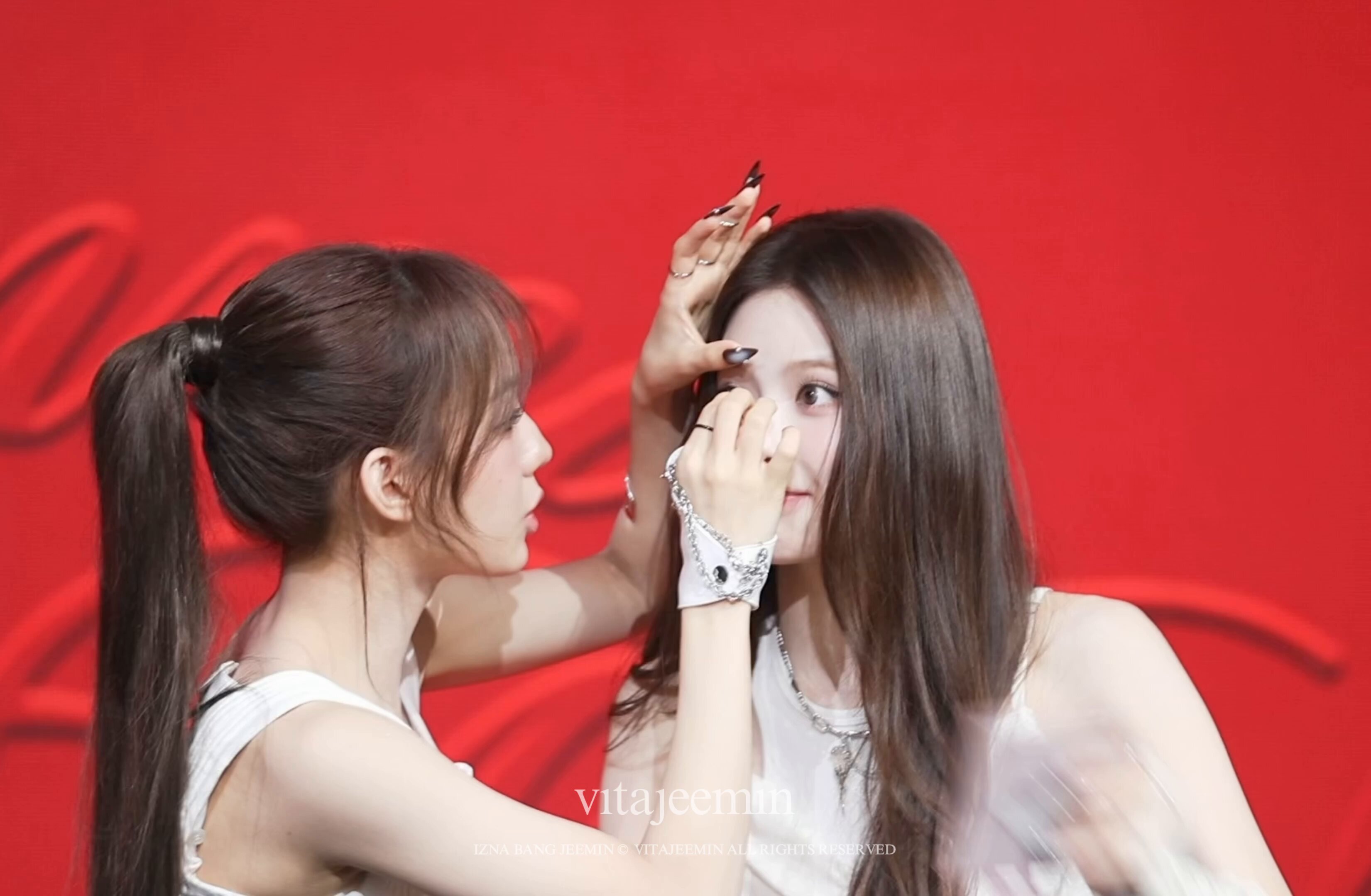 最終値下げ！ izna ジユン ILAND2 FIND投票 未公開 認証 限定 ✩⋆𝐍𝐨𝐭 𝐉𝐮𝐬𝐭 𝐏𝐫𝐞𝐭𝐭𝐲簽售｜𝟐𝟓.𝟎𝟗.𝟎𝟐