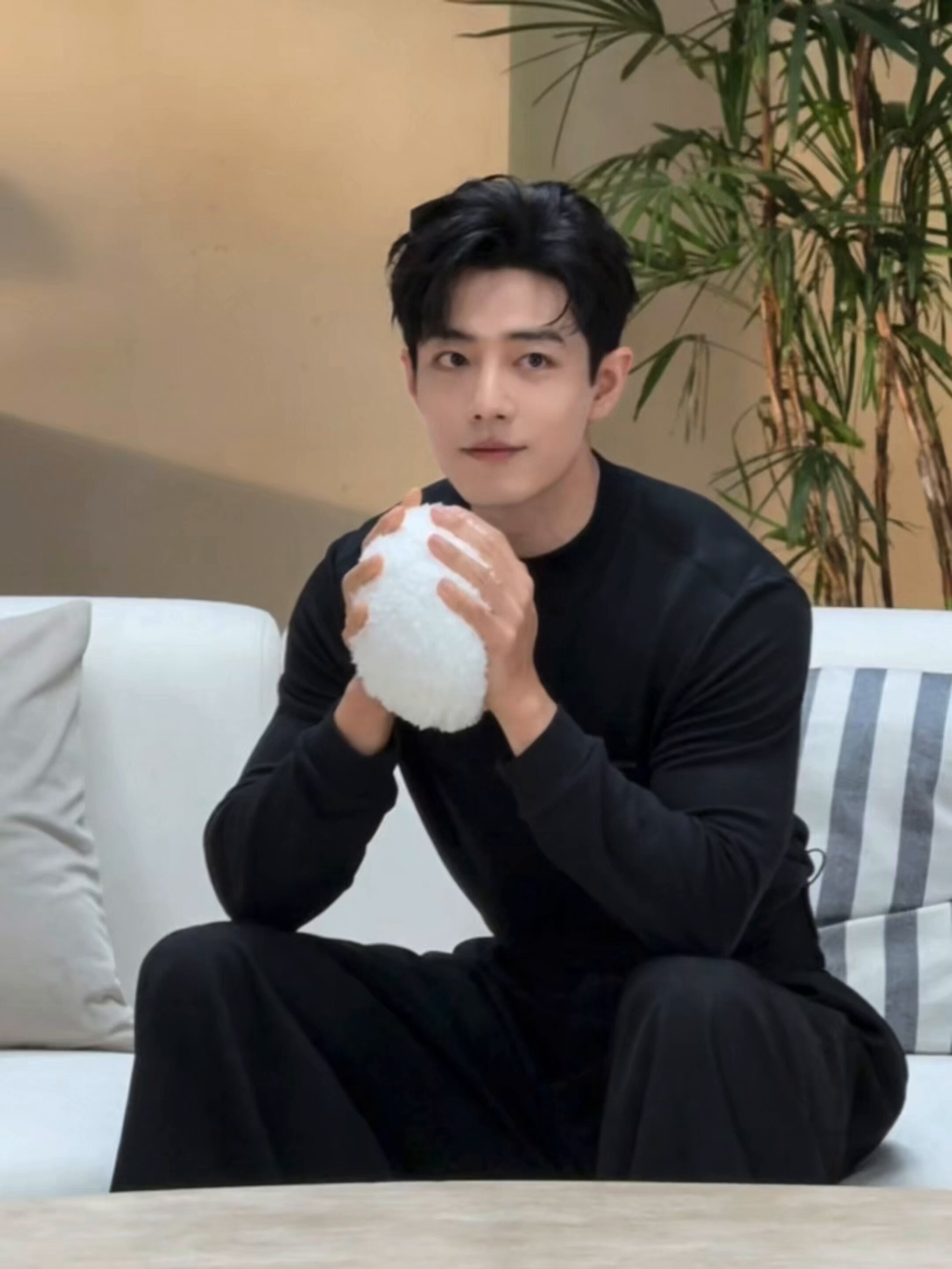 MUIさん　専用　肖战アルバム Amazon.co.jp: 肖战 シャオジャン NEW アルバム「私たち」全10曲