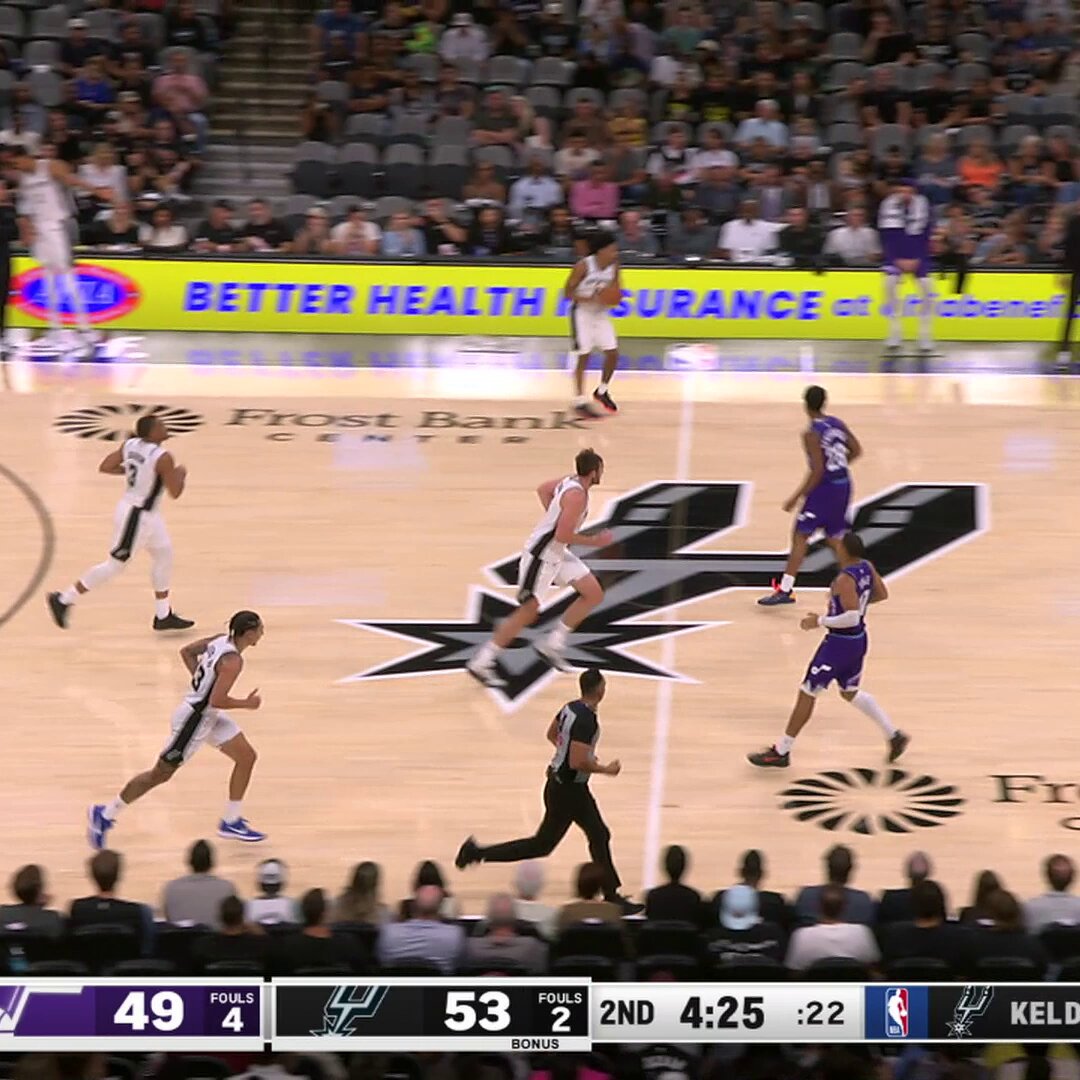 SLAM IT HOME LUKE KORNET 💥

1 of the 17 assists San Antonio has in the first half! 