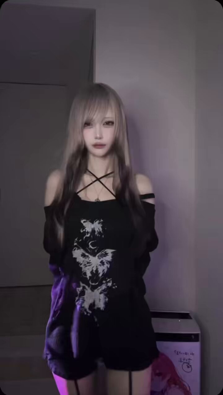 ︎ ︎ ︎ ︎は (@haku3_) / X