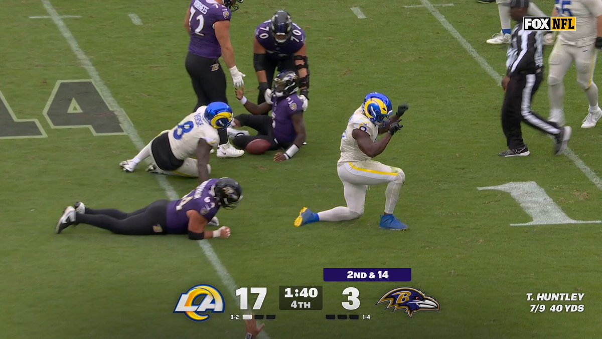 CLOCK IT. 😤

📺 @NFLonFox | #RamsHouse 