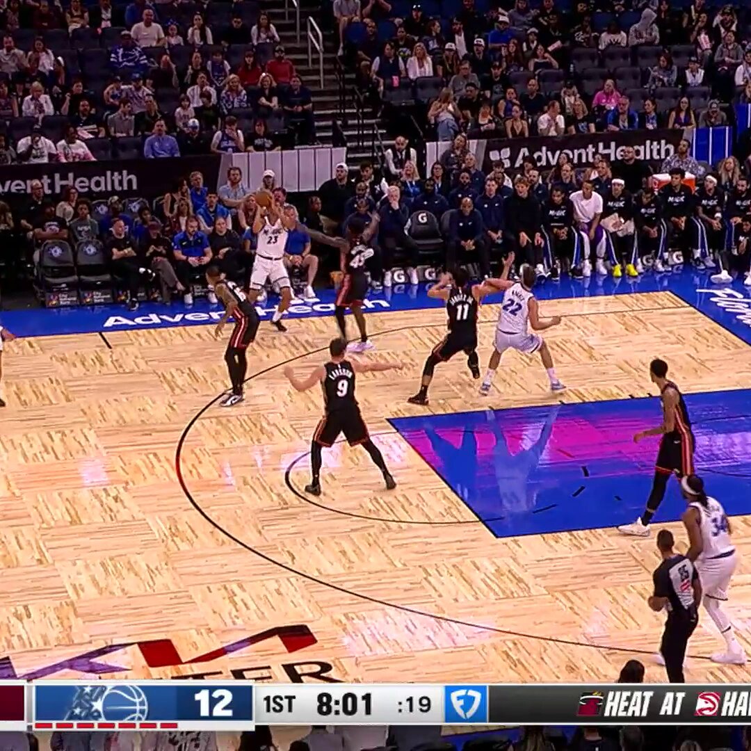 Franz Wagner with the spin & slam 💪

Orlando looking to stay undefeated in preseason action on NBA League Pass! 