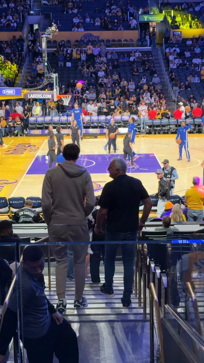 Boban went to the Lakers game with Luka’s dad  