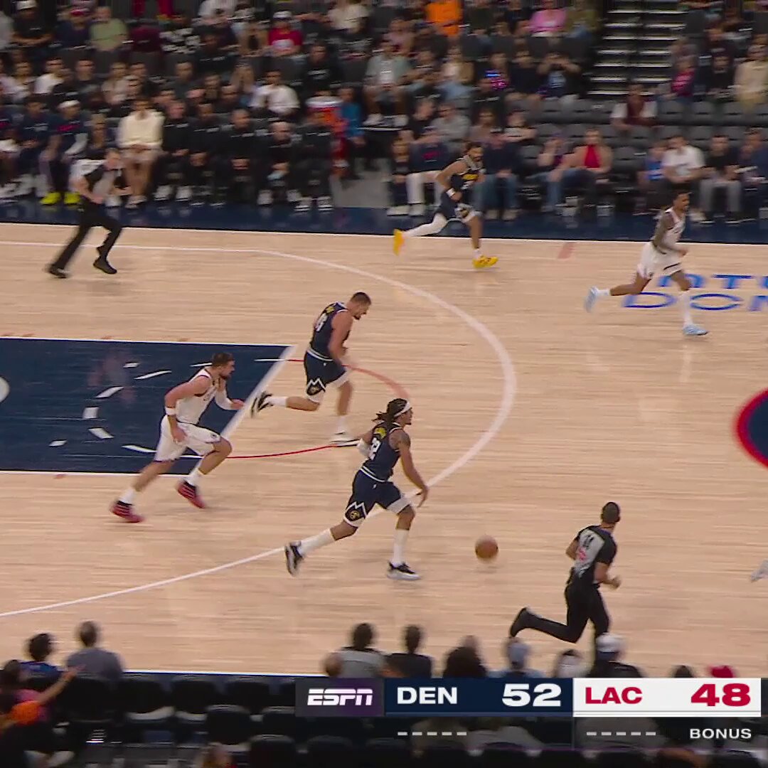 Aaron Gordon goes no-look to Joker 🫣

High-level basketball on ESPN! 