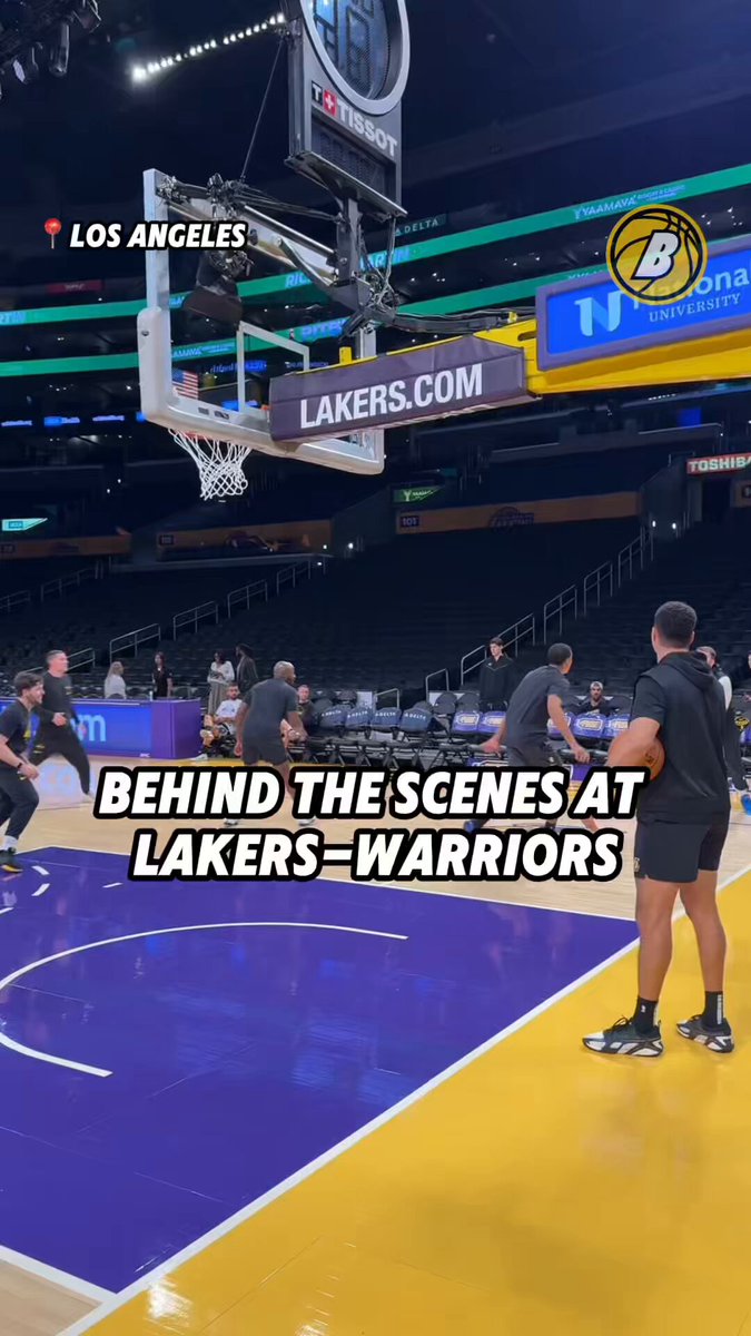 Behind the scenes at Lakers-Warriors 